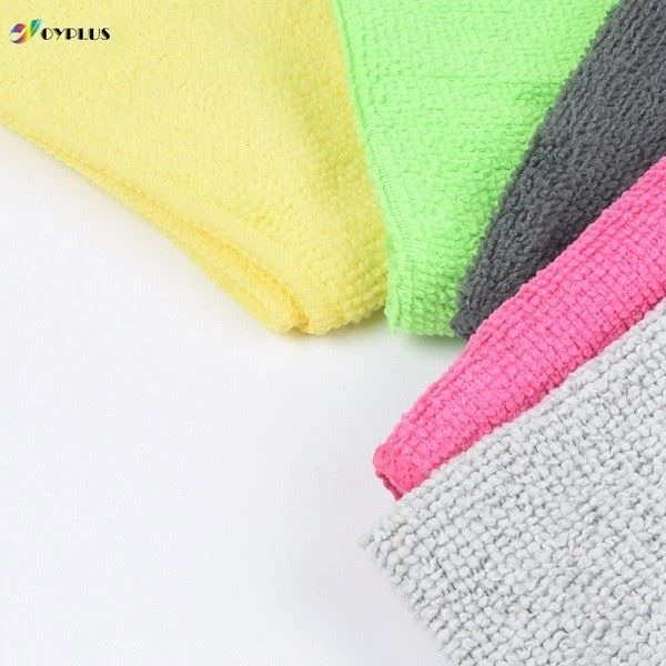 What is the difference between microfiber cloth and normal cloth?